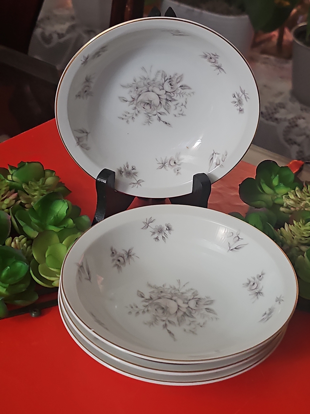 Vintage Set Of 4 Amcrest MEITO Japan Shadow Rose 5.5" Fruit / Dessert  Bowl